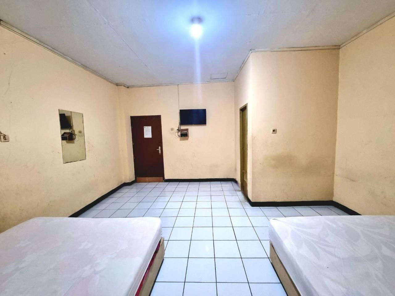 Hotel Harapan Jaya Джакарта Екстер'єр фото